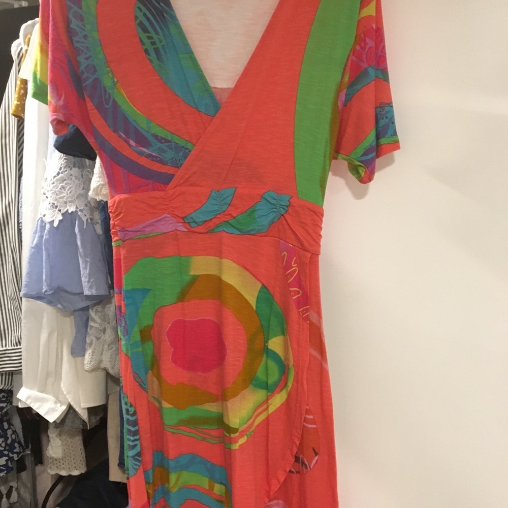 Dress - Picture 3 of 4
